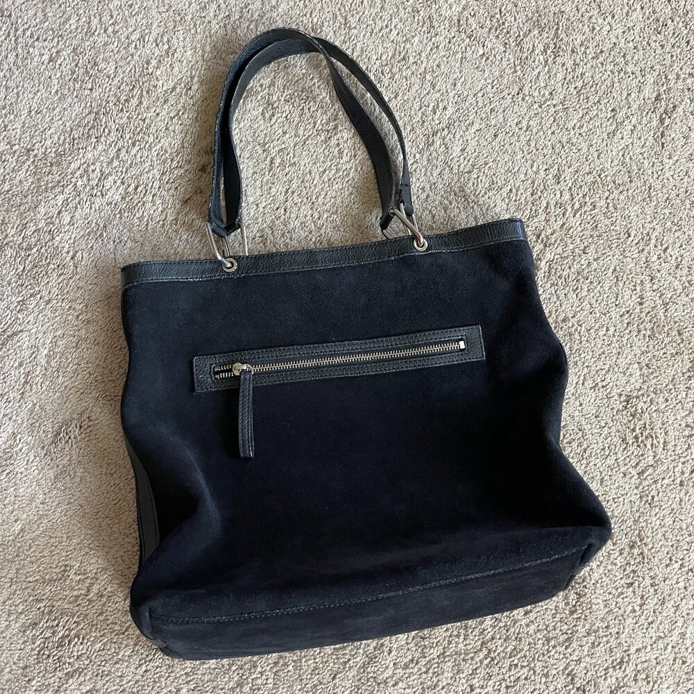 Banana Republic EUC Vintage Black Leather bag. Silver hardware.Classic, minimal